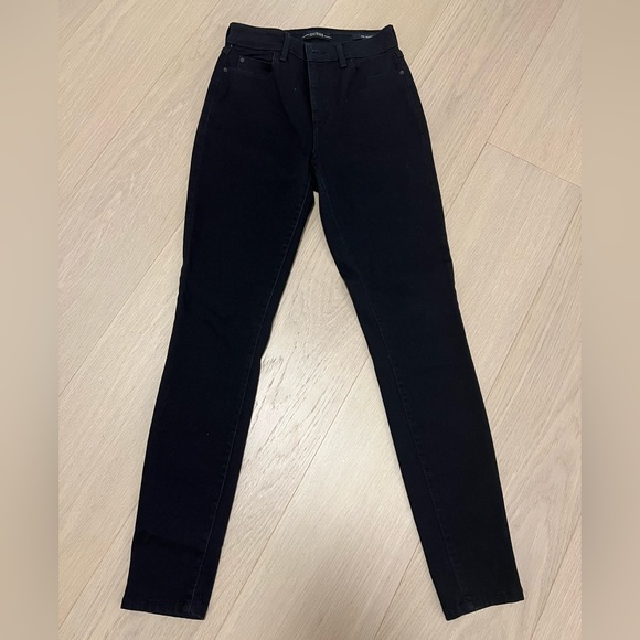 Guess jeans, black, super stretch. Size 27. - Picture 1 of 3
